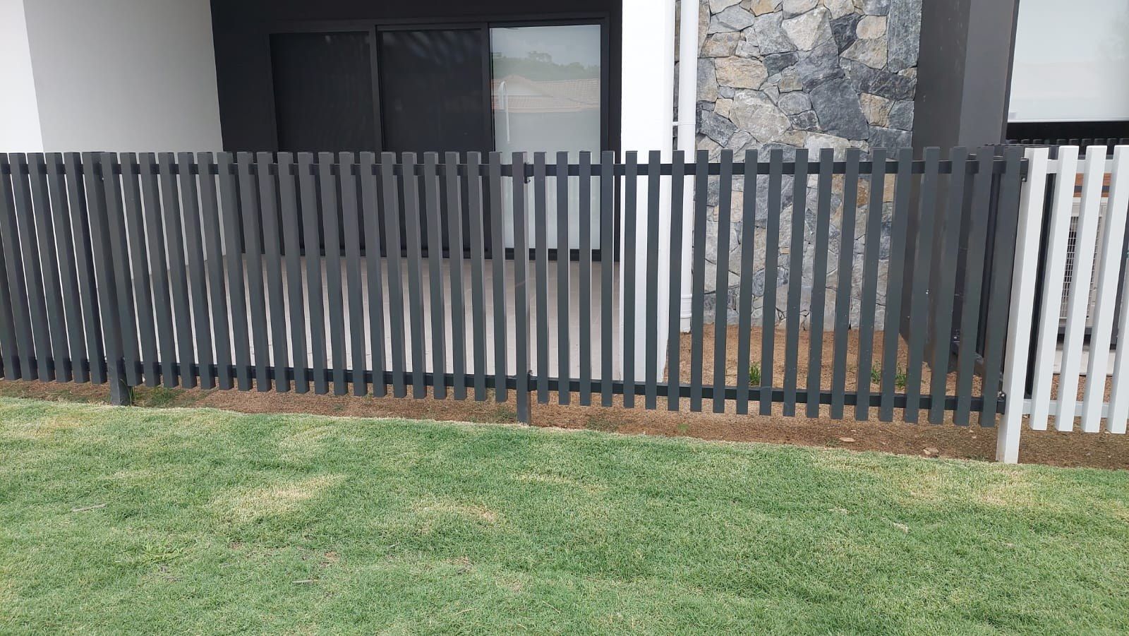 Aluminium Picket Fencing Macedon Ranges
