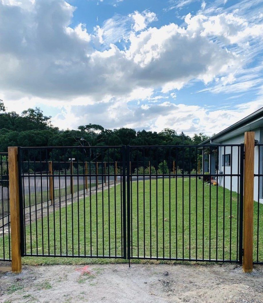 Aluminium fence installation Macedon Ranges