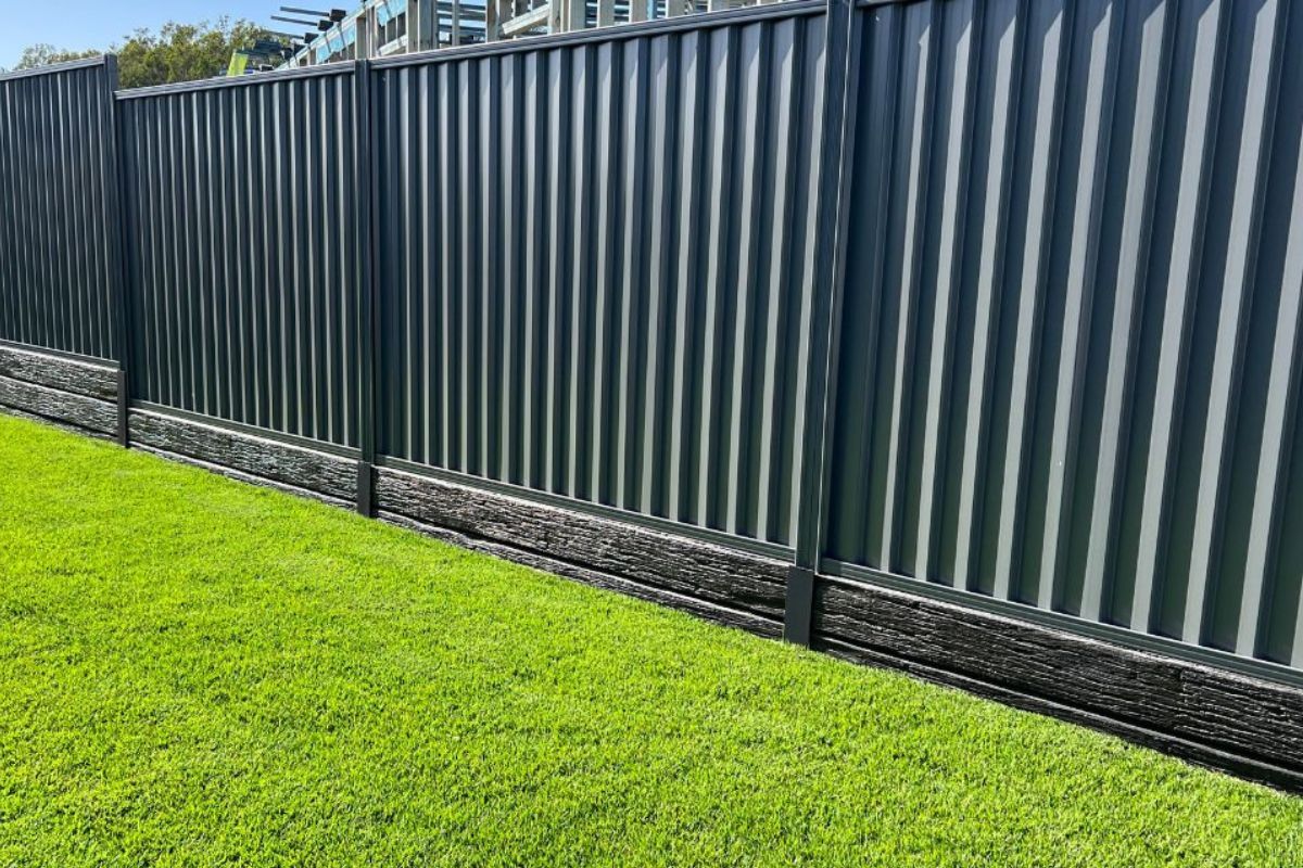 Trusted Colorbond fencing contractors in the Macedon Ranges